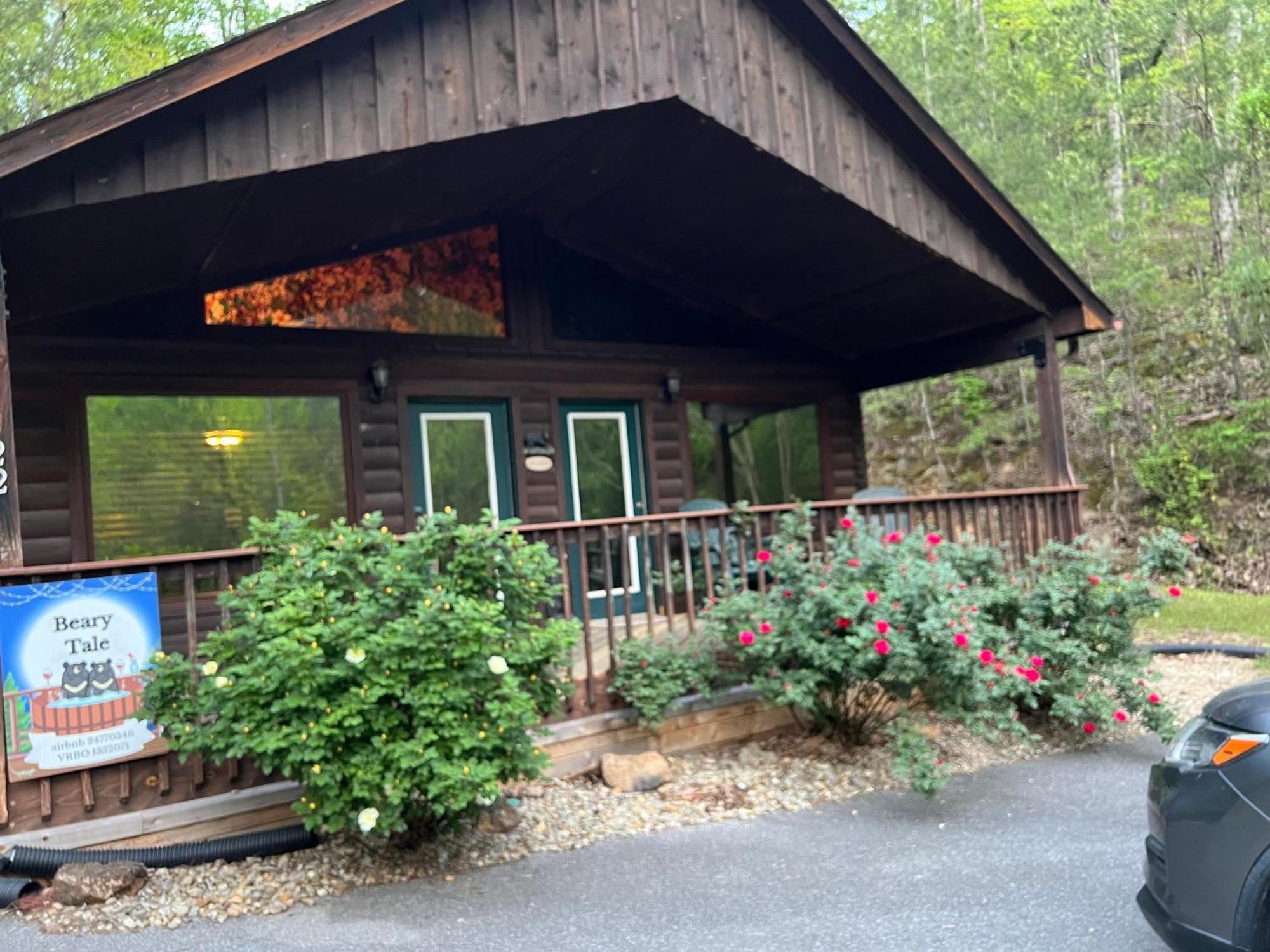 Beary Tale! Your Happily Ever After Starts Here! Sevierville Exterior photo
